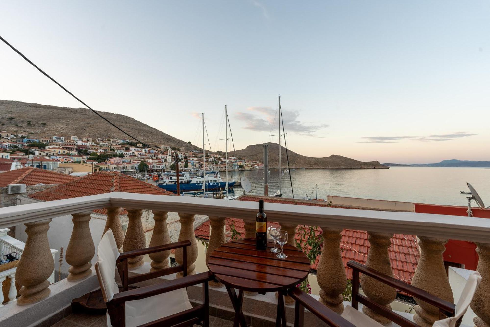 Villa Antonis Халки Экстерьер фото